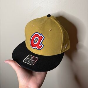 Atlanta Braves Fanatics Heritage Two-Tone Fitted Hat - Khaki/Black 7&1/2 size